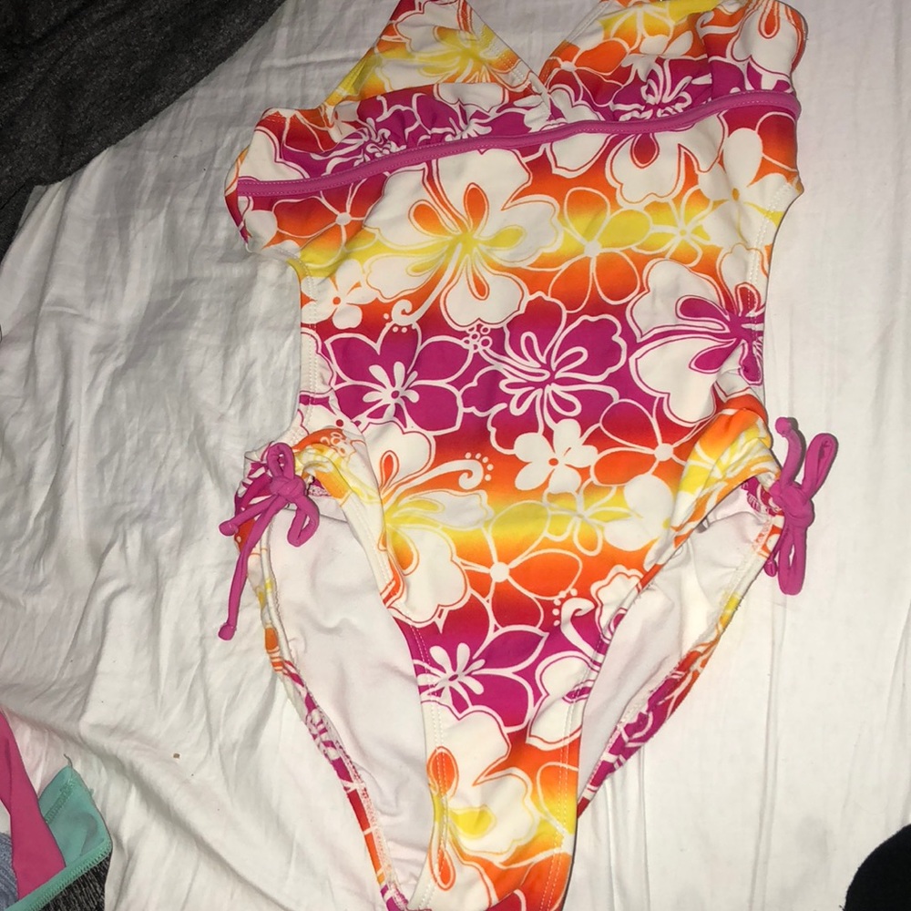 One piece bathing suit